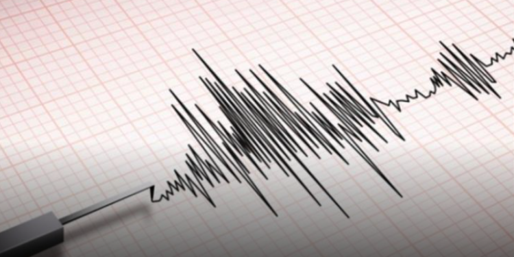 زلزال بقوة 6.6 درجات قبالة جزيرة جاوا فى إندونيسيا