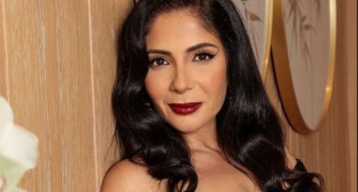 فيديو .. بعد خلع ملابسها الداخلية في أصحاب ولا أعز.. انتقادات لاذعة لمني زكي