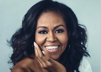 ميشيل أوباما تحتفل بعيد ميلادها: نتطلع لرؤية ما يخبئه العام الجديد