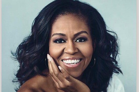 ميشيل أوباما تحتفل بعيد ميلادها: نتطلع لرؤية ما يخبئه العام الجديد