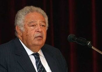 نقيب المحامين