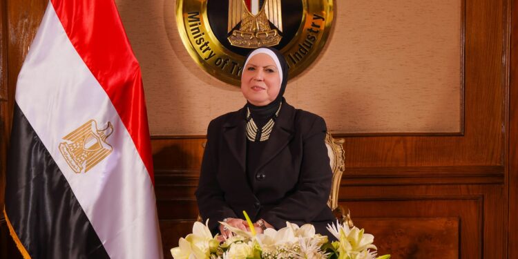 نيفين جامع تكشف تفاصيل الاتفاق المصري الكوري الجنوبي اليوم