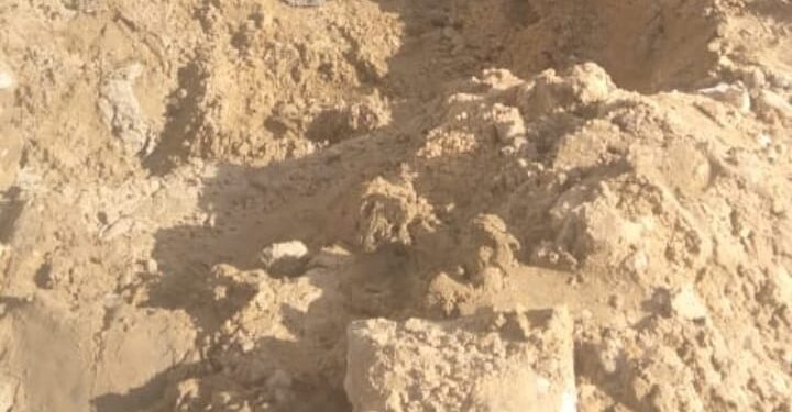 الجيزة.. إصلاح هبوط أرضي مفاجئ بأوسيم