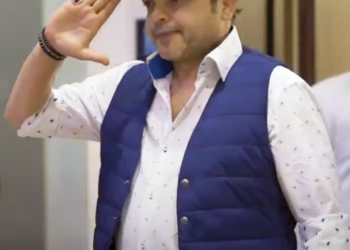 بعد فوز المنتخب هنيدي: مبروك لمصر ولكل اللاعيبة الرجالة