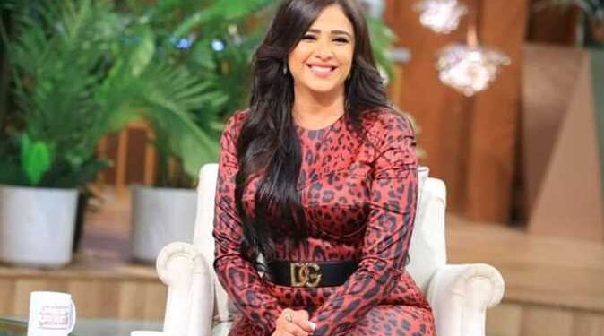 صور .. ياسمين عبد العزيز تدعم مني زكي بعد أزمتها الأخيرة