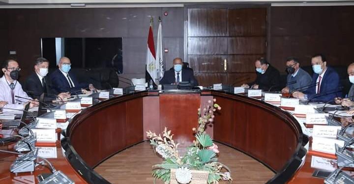 وزير النقل : مصر حريصة على التعاون في مشروعات النقل الأخضر