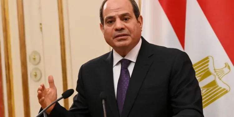 السيسي: المصريين مظلومين بسبب الزيادة السكانية