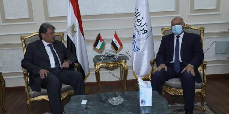 وزير النقل ونظيره الأردني يبحثان التعاون المشترك في قطاعات النقل
