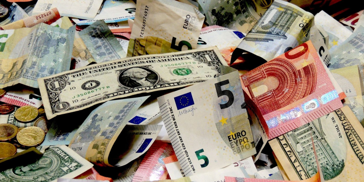 استقرار أسعار العملات العربية والأجنبية اليوم السبت 26-2-2022