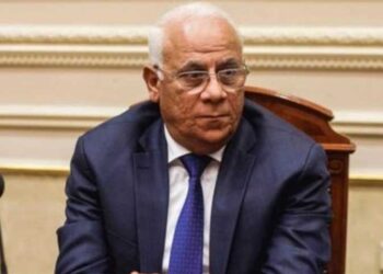 محافظ بورسعيد يصف من يعطي دروس خصوصية في اليوم الدراسي بـ «الخائن لوطنه»