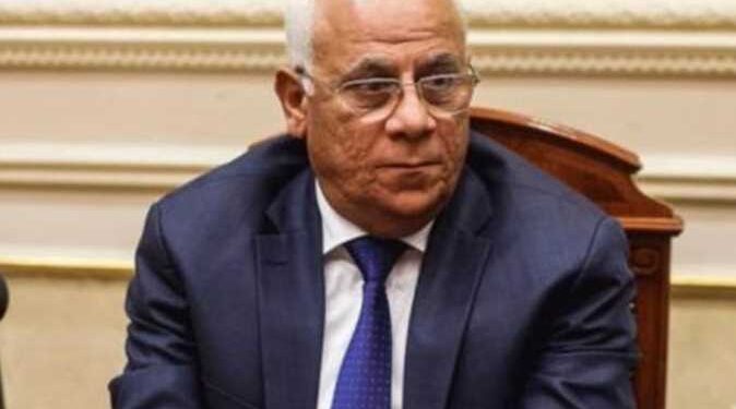 محافظ بورسعيد يصف من يعطي دروس خصوصية في اليوم الدراسي بـ «الخائن لوطنه»