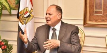 محافظ أسيوط يوجه بضرورة تحسين معيشة الفئات الأكثر احتياجًا