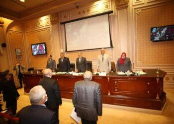 كواليس.. أهم ما جاء في اجتماع محافظ الإسكندرية مع محلية النواب