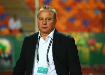 ترشيدًا للنفقات.. اتحاد الكرة يوجه الشكر إلي شوقي غريب