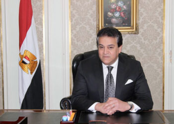 وزير التعليم العالي يكشف الموقف الدراسي للطلاب المصريين في أوكرانيا