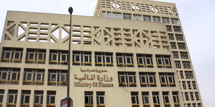 المالية تعلن خصم 50% من الضرائب لتشجيع الاستثمار.. تعرف على الأنشطة والمناطق