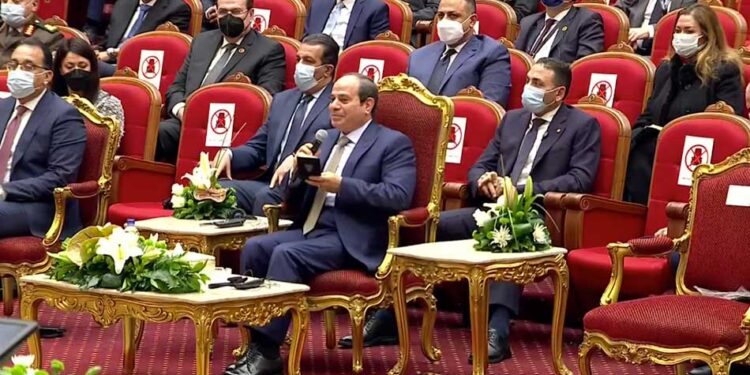 الرئيس السيسي: تكلفة البنية الاساسية لحياة كريمة 40 مليار دولار