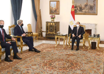 «جون كيري»يؤكد على الثقة الأمريكية في قيادة مصر لقمة المناخ المقبلة