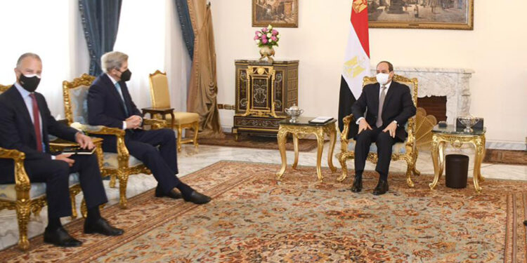 «جون كيري»يؤكد على الثقة الأمريكية في قيادة مصر لقمة المناخ المقبلة