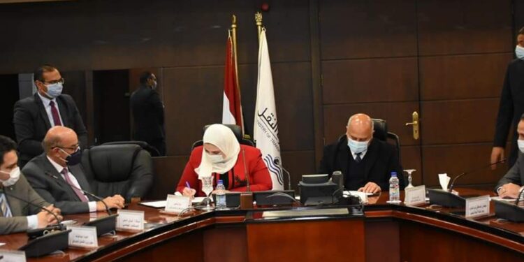 مفاجأة سارة من وزارتي النقل والتضامن الإجتماعي لذوى الإعاقة.. ما هى؟