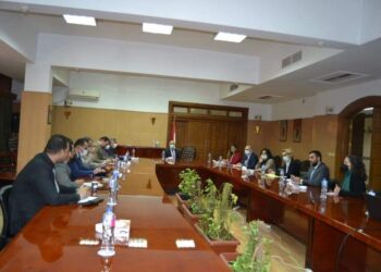 وزير الري: مصر تعاني من الشح المائي