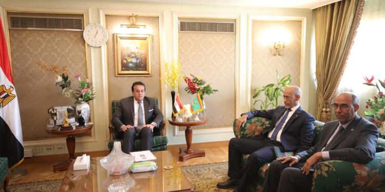 التعليم العالي: زيادة المنح الدراسية للطلاب الموريتانين بالبكالوريوس والدراسات العليا