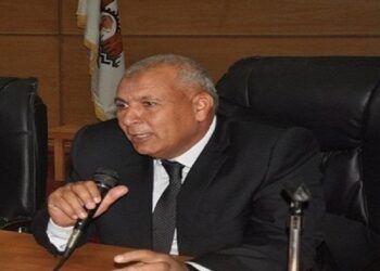 محافظ الوادي الجديد يعتمد نتيجة الشهادة الإعدادية بنسبة نجاح 95,97%