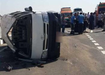 إصابة 9 في انقلاب ميكروباص بوادي النطرون