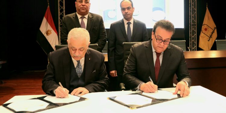 أبرز قرارات المجلس الأعلى للجامعات اليوم| انفوجراف