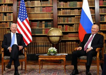 بايدن يهاجم بوتين: أتخذ قرار غزو أوكرانيا لتحسين صورته أمام الشعب الروسي