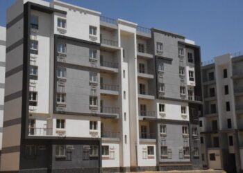 وزير الاسكان : سكن مصر بغرب الجامعات بمدينة القاهرة الجديدة جاهز للتسليم