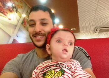 رزان بدأت مشوارها بعد 20 يوم ولادة.. عملية كل 3 شهور ولسه بطلة ومكملة