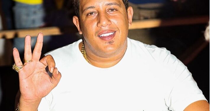 خالد تهامي يطالب الموسيقيين بعدم التعامل مع حمو بيكا