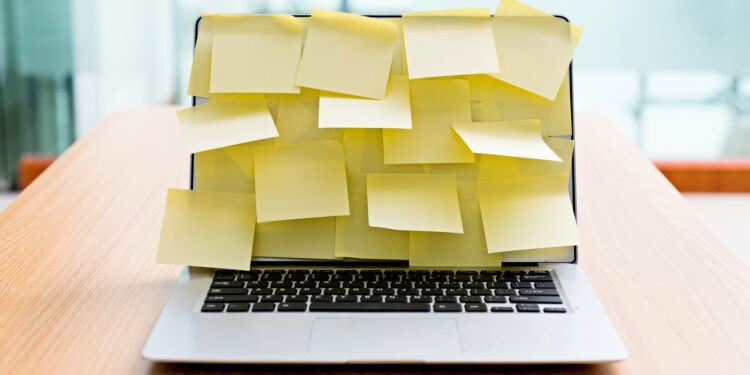 هل يؤدي فتح عدد كبير من علامات التبويب إلى إبطاء المتصفح؟