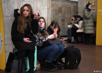 الحرب في أوكرانيا.. شروط دخول العالقين المصريين إلى الأراضي المجرية