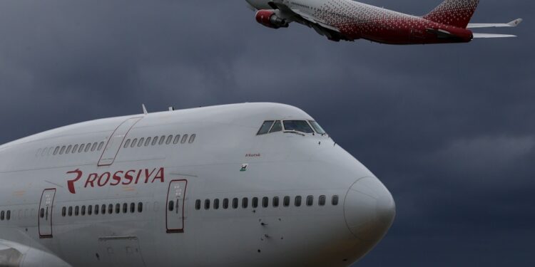 الحرب في أوكرانيا.. روسيا تغلق أجوائها أمام فرنسا وألمانيا و25 دولة أخرى