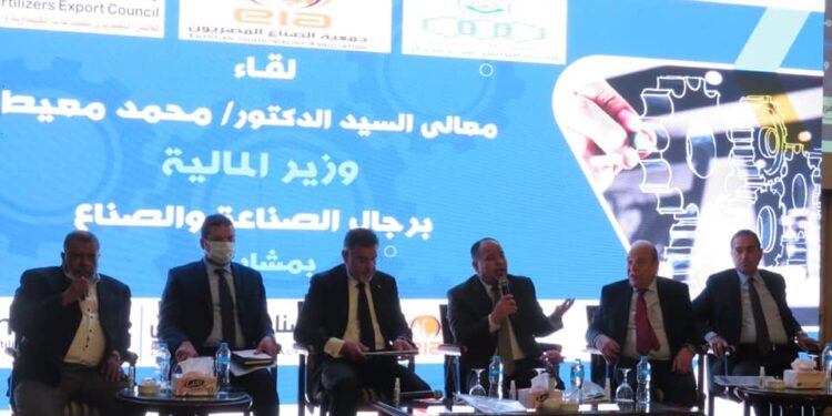 وزير المالية :جادون فى تحفيز الصناعة.. وتشجيع الإنتاج المحلى بكل السبل الممكنة