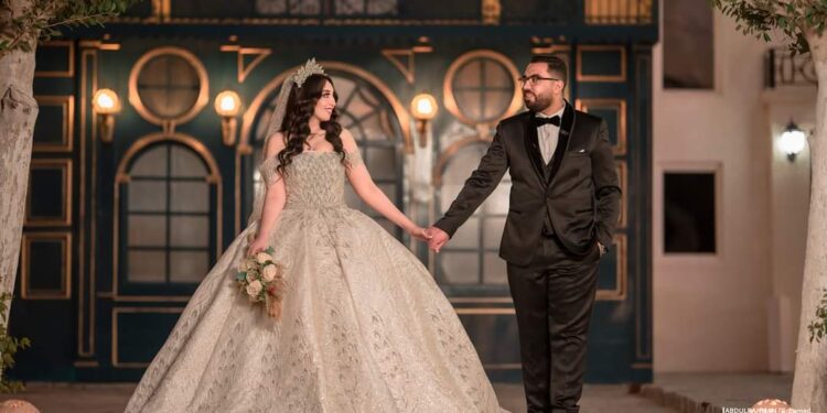 أسرة تحرير البوابة الإخبارية تهنئ الزميل محمد عيد رئيس التحرير التنفيذي بزفافه