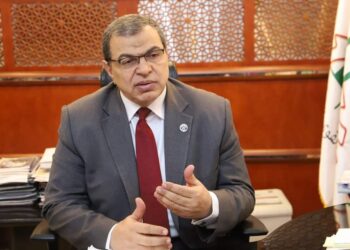 سعفان: تعيين 529 شابًا  و44 «قادرون باختلاف» بالسويس