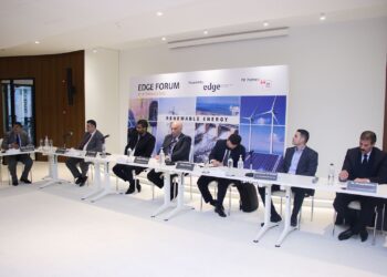 وكيل أول وزارة الكهرباء: الطاقة الجديدة والمتجددة هي طاقة المستقبل