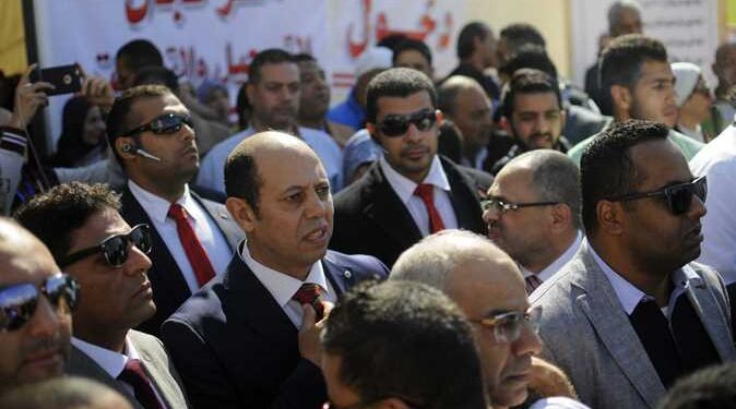 (فيديو) مذبحة على رئاسة القلعة البيضاء.. اشتباكات دامية بين أنصار مرشحين نادي الزمالك