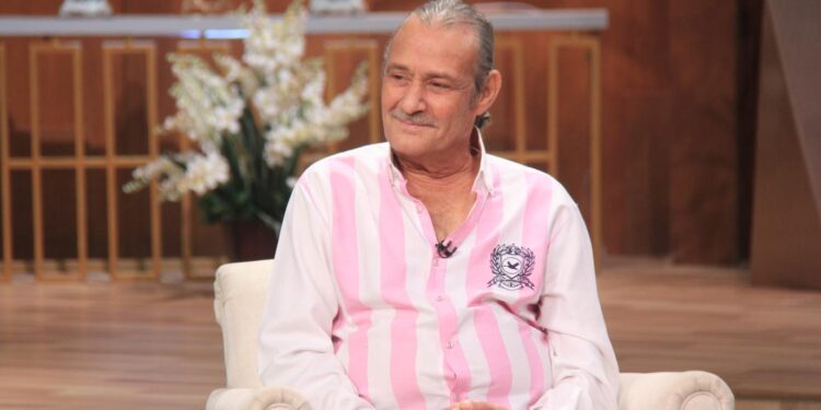 في ذكري ميلاد فاروق الفيشاوي .. هذا المسلسل سبب نجاحه.. صور