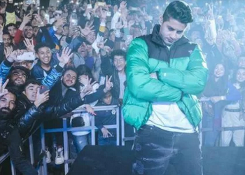 مصطفي عنبة يشعل مسرح الزمالك في عيد الحب