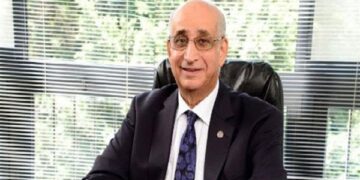 عضو لجنة التعليم بالشيوخ يتقدم باقتراح بشأن تاهيل معلمى الحاسب الآلى بالمدارس