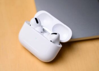 AirPods