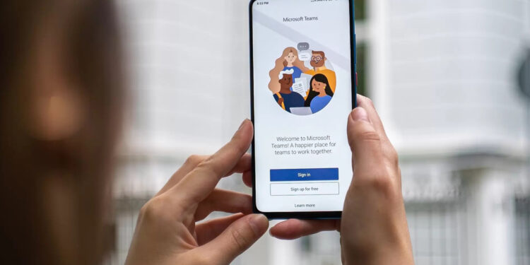 Microsoft Teams.. كيفية الحصول على آخر التحديثات