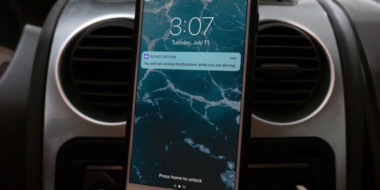 كيفية إيقاف تشغيل وضع القيادة على iPhone