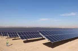 الحكومة تكشف حقيقة توقف جميع محطات الطاقة الشمسية