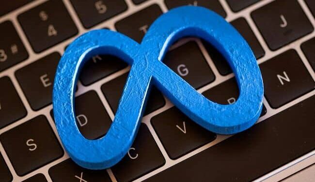 فيسبوك تشهد تراجعًا في عدد المستخدمين للمرة الأولى منذ 18 عامًا