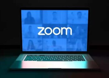 Zoom أصلحت خطأ مؤشر الميكروفون عبر macOS